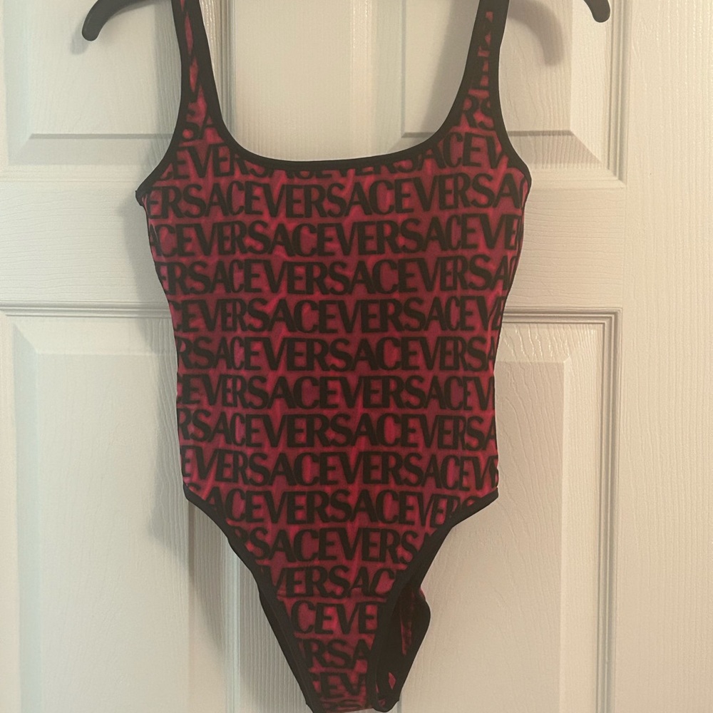 🎉HP🥰Versace Miranda one-piece Swimsuit NWT - Picture 6 of 8